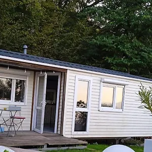https://charmante-location-hauts-devian.hotels-rhonealpes.com